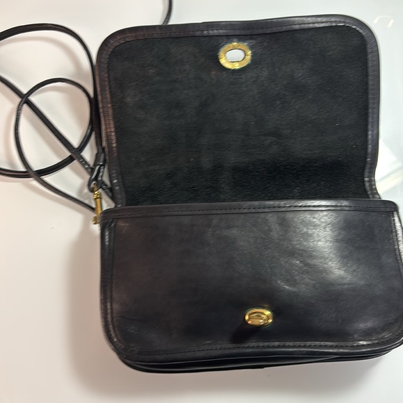 Coach | Vintage NYC 70s/80s Dinky #9375 in Black/Blavey? with double strap - Picture 13 of 16
